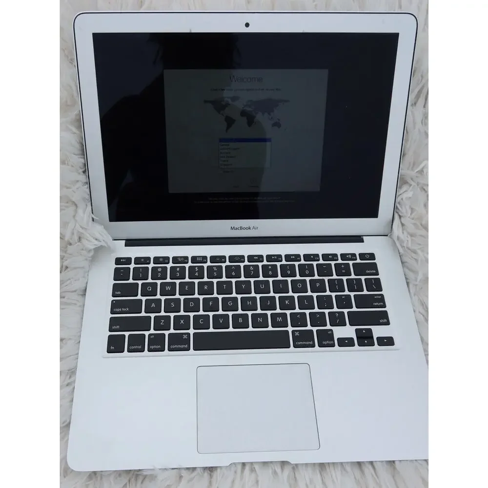 Clean Apple MacBook Air 13” i5 128GB SSD Fully Reset & Working